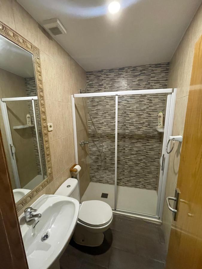 Hostal Tres Hermanos Getafe Eksteriør billede